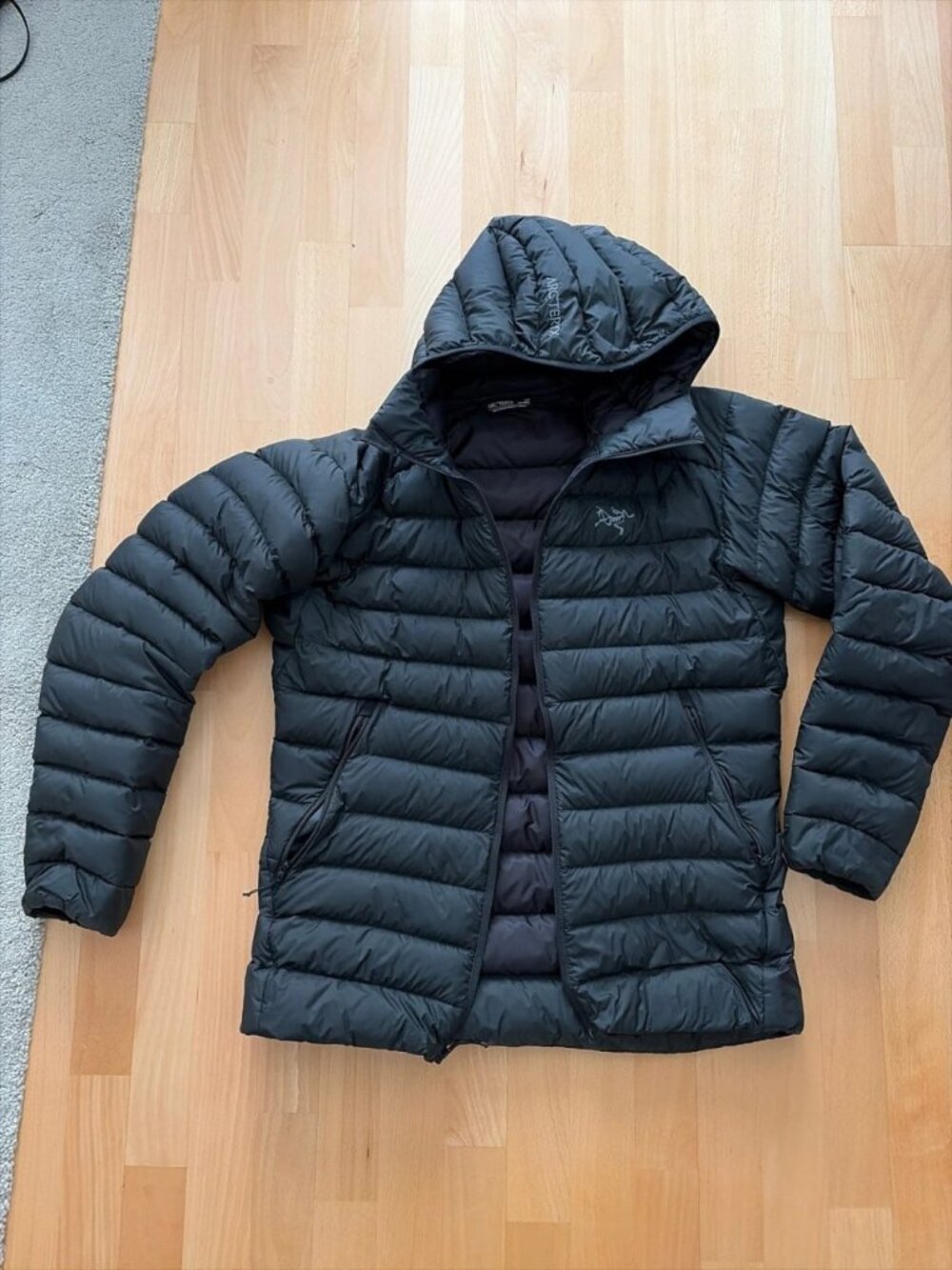 Arc'teryx Down Jacket Black Men's S